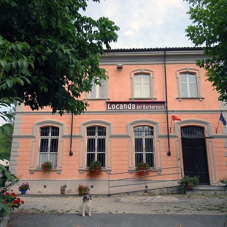 Locanda Del Barbaresco Alba  Bagian luar foto