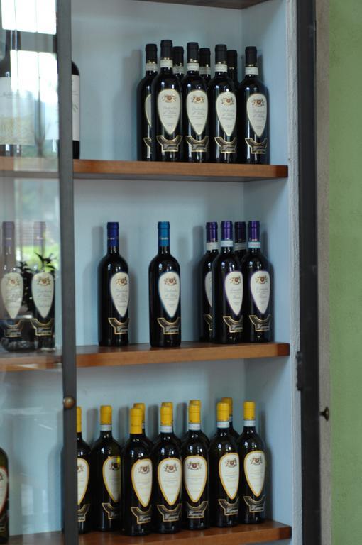 Locanda Del Barbaresco Alba  Bagian luar foto